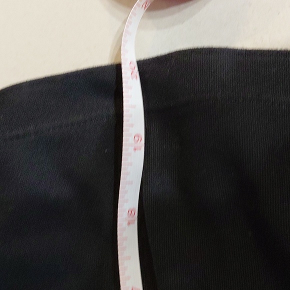 Nike dri-fit racer back black and blue top size XL reflection strips mesh - Picture 13 of 14